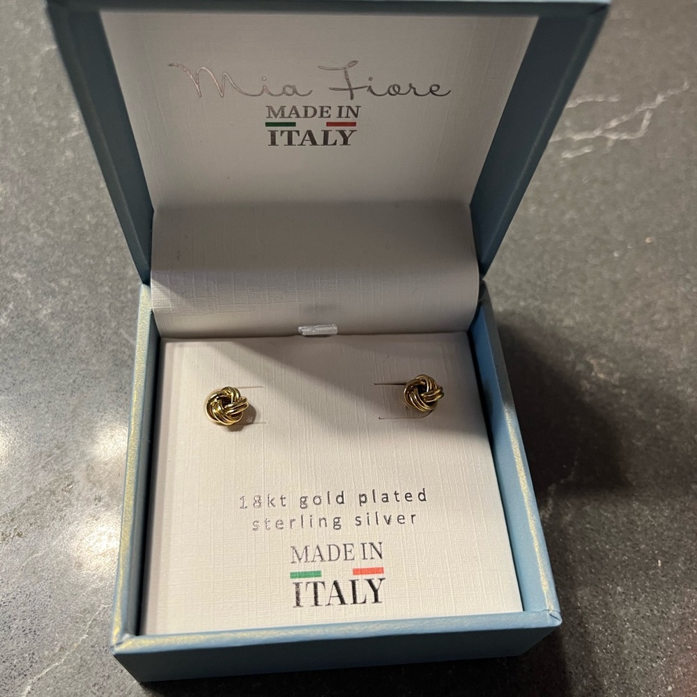 Mia Fiore Gold Knot Stud Earrings - 18kt Gold Plated Sterling Silver